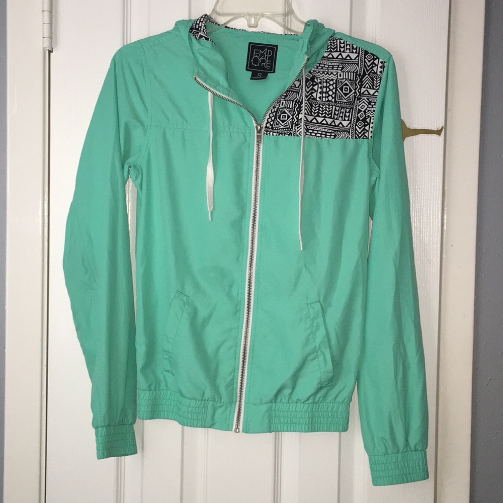 Mint light weight zumiez windbreaker